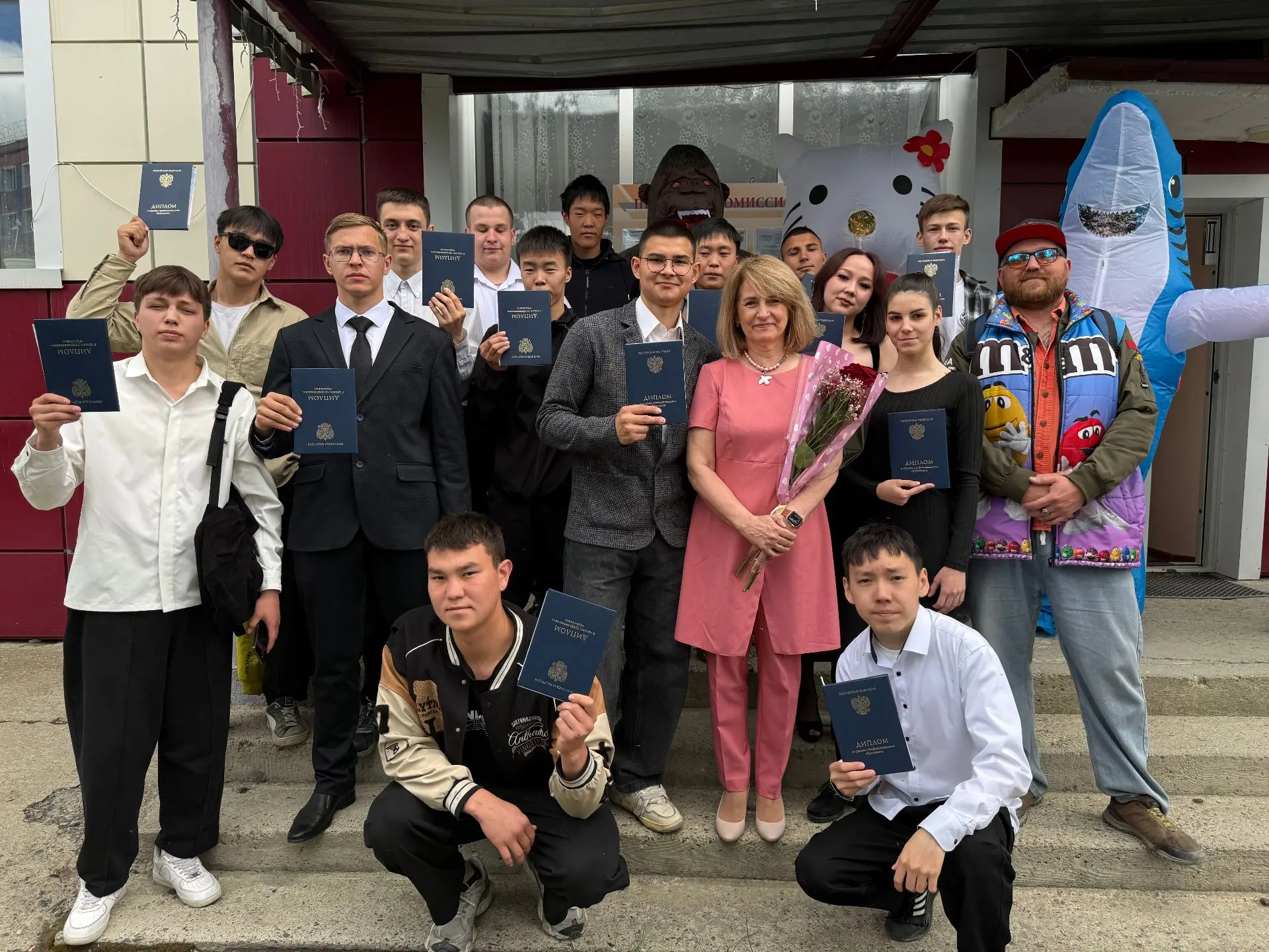 🎓 В Билибино чествовали новых профессионалов!
26 июня 2026 года в Чукотском северо-западном технику