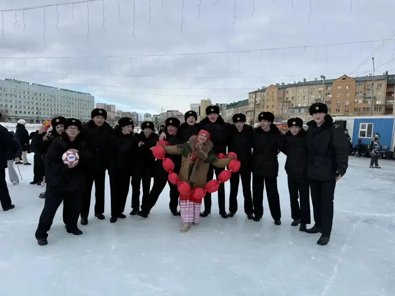 ХЛЕБОСОЛЬНО ВСТРЕЧАЕМ ВЕСНУ.  Год народного Единства в России семимильными шагами двигается по стран