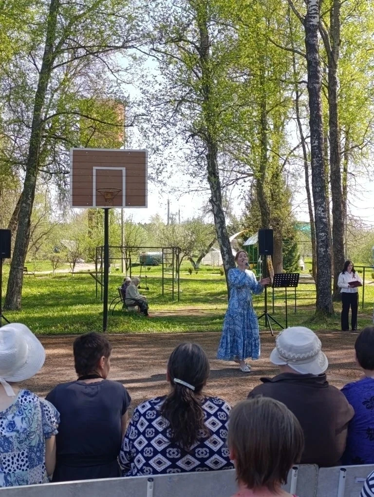 🎼Праздник Победы и песни военных лет  🏡🎤В преддверии Дня Победы в Дрюцком психоневрологическом интер