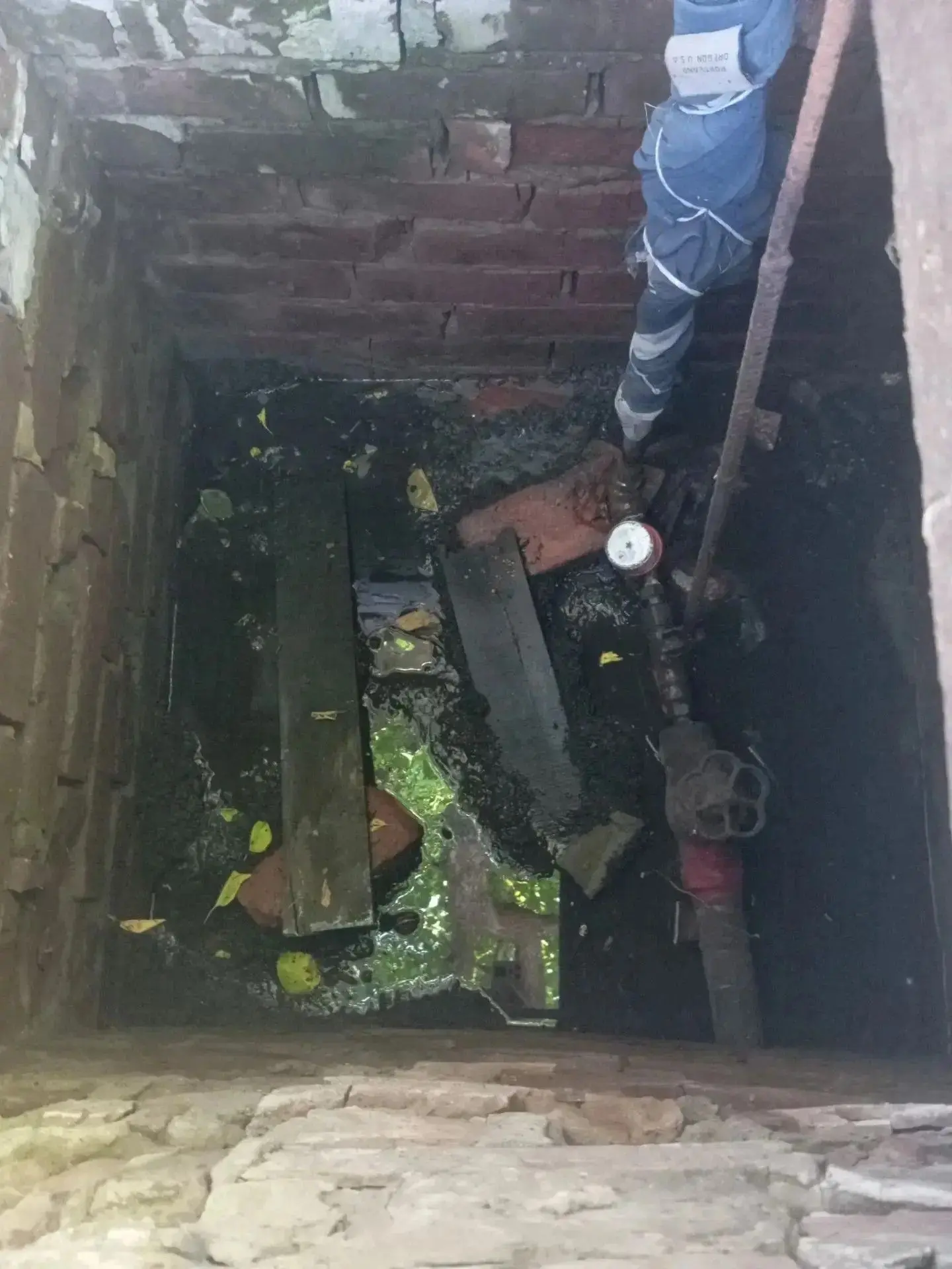 Незаконные врезки и отсутствие счетчиков 🤯