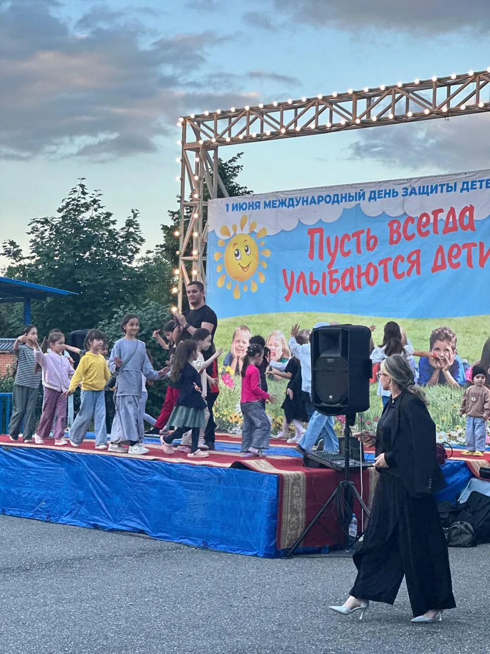 🎈🌞 В парке отдыха села Эндирей состоялось праздничное мероприятие, посвящённое Дню защиты детей! �