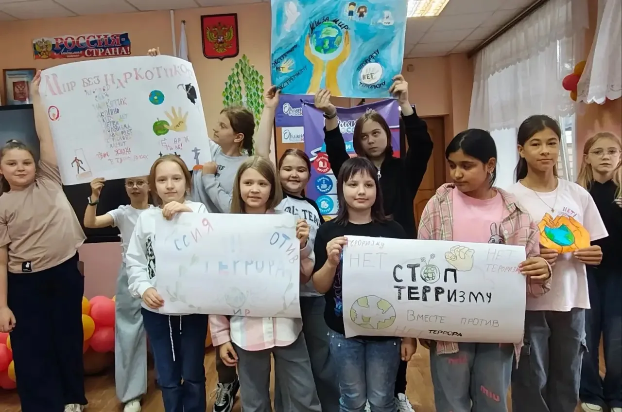 День 13 в нашем лагере.

   Есть темы, которые нельзя обходить стороной. Сегодня мы говорили о главн