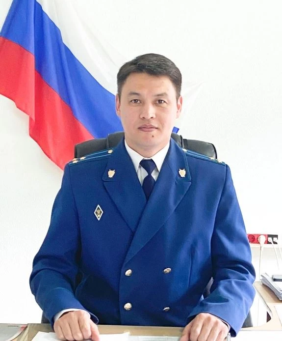 Экс-прокурор Аргаяшского района Челябинской области Курмангазы Уруспаев приговорен к 7 ...