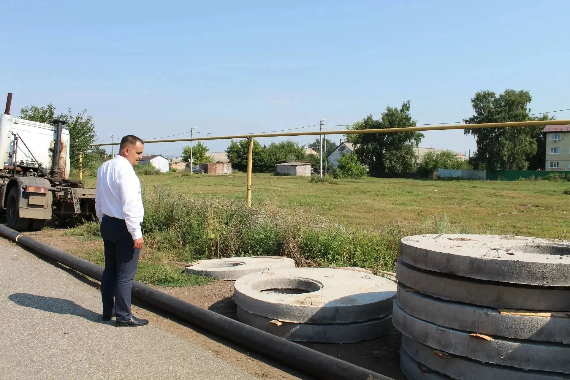 🔧 В селе Грачёвка ведётся капитальный ремонт теплотрассы по улице Большедорожная. Рабо...