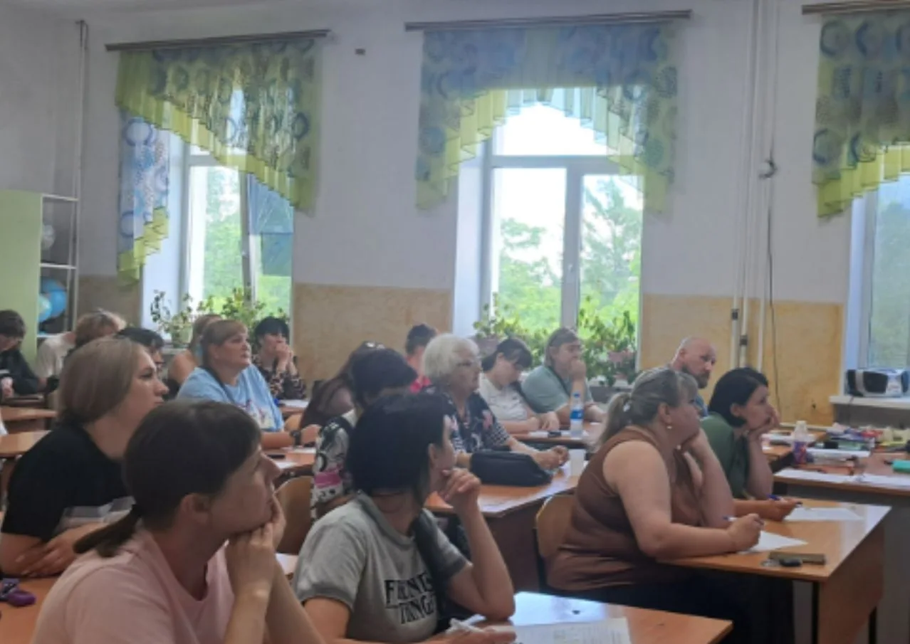 ✨️11 июня в нашей школе прошло собрание для родителей будущих первоклассников

✨️Учителя представили