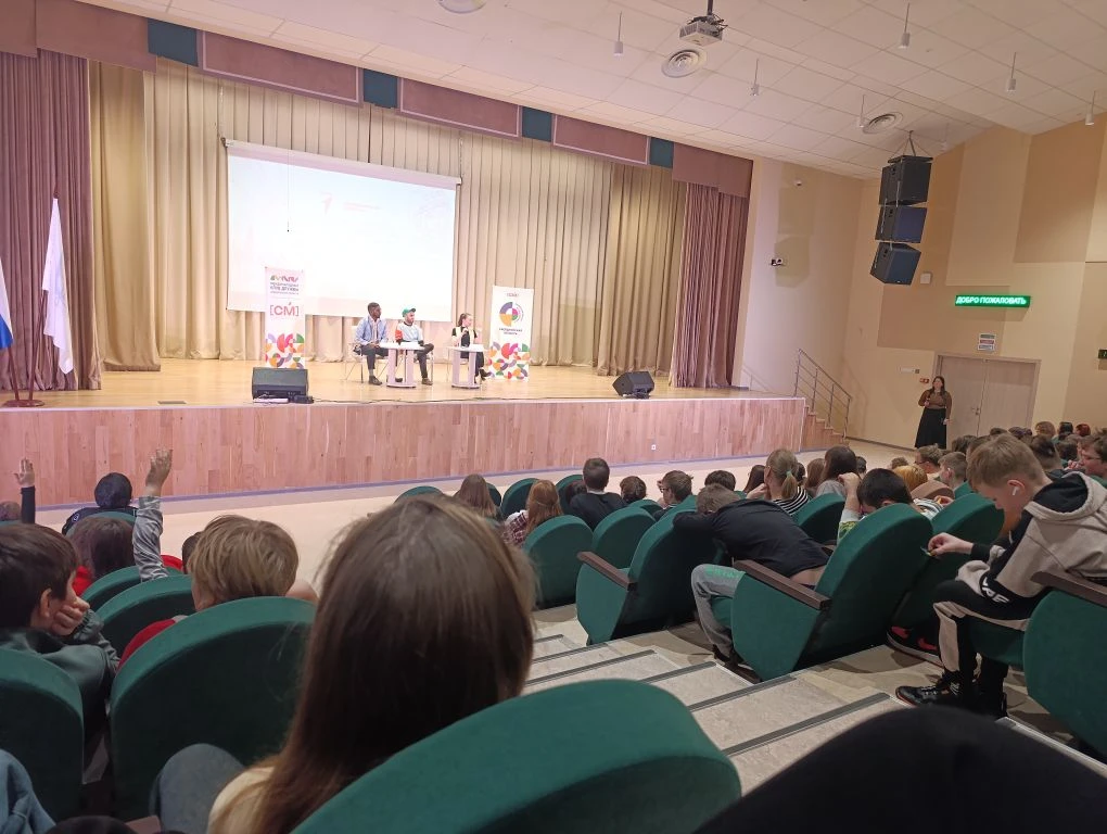⚡2 дня пролетели как одно мгновение!   Весенняя лагерная смена «Карусель единства: соединяем традици