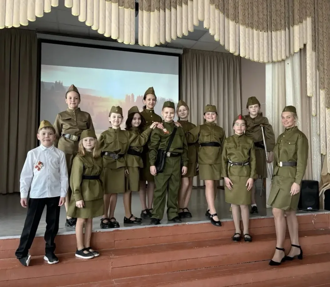 🕊️В ПАМЯТЬ О ПОДВИГЕ: СПЕКТАКЛЬ «А ЗОРИ ЗДЕСЬ ТИХИЕ»🕊️  ⭐️7 мая, в четверг, в преддверии Великого пр