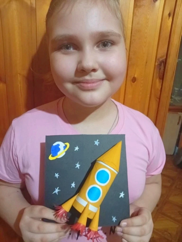 🌈11 день в лагере «Радуга»: покоряем космические просторы!🚀

День начался по традиции с зарядки - 