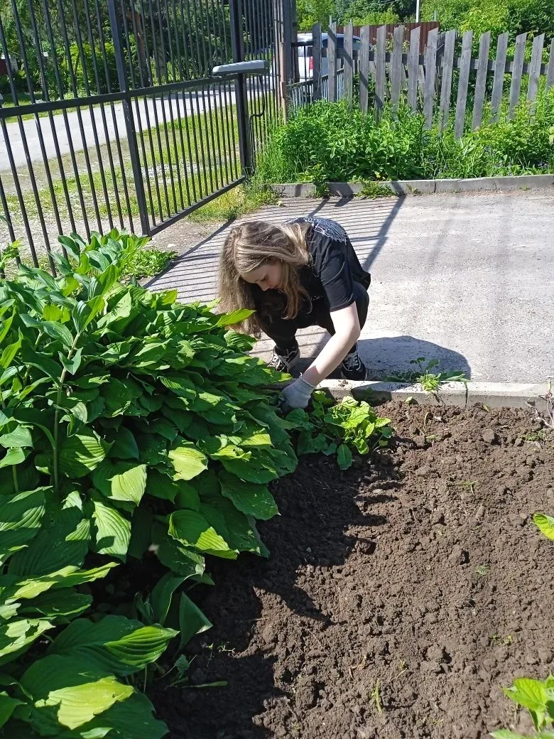 ☀️🌟Во второй день Трудового звена по окончании работ на клумбах ребята поучаствовали в...