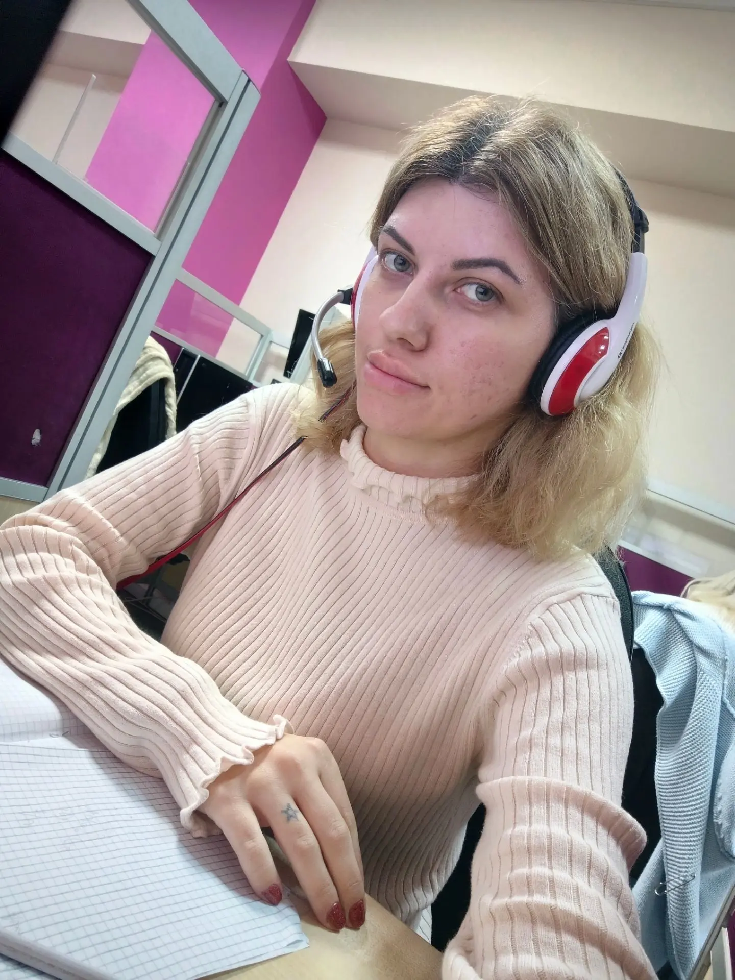 «Ребята, всем уютного вечера! Знаю, понедельник — день непростой, часто тяжёлый. Давайт...