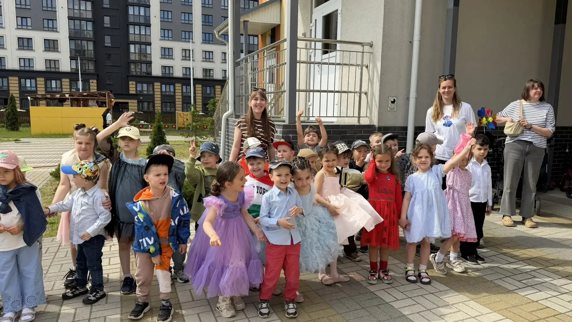 ☀️ Самый главный, шумный и яркий праздник лета! В нашем детском саду весело отметили Де...