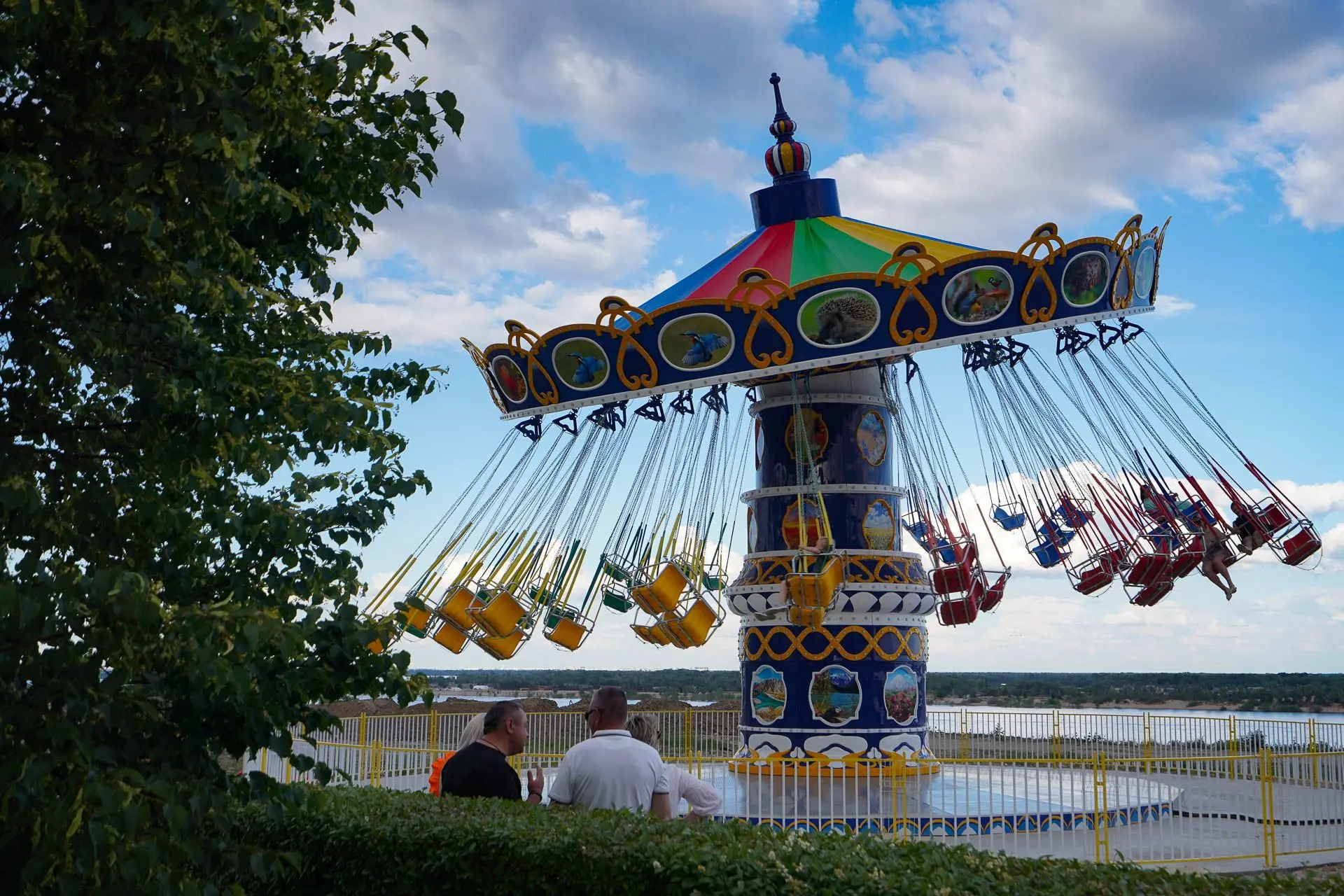 🎡 Вот теперь — выходные!

Вчера мы только разминались, настоящий движ ещё впереди. Смотрим, чем мож