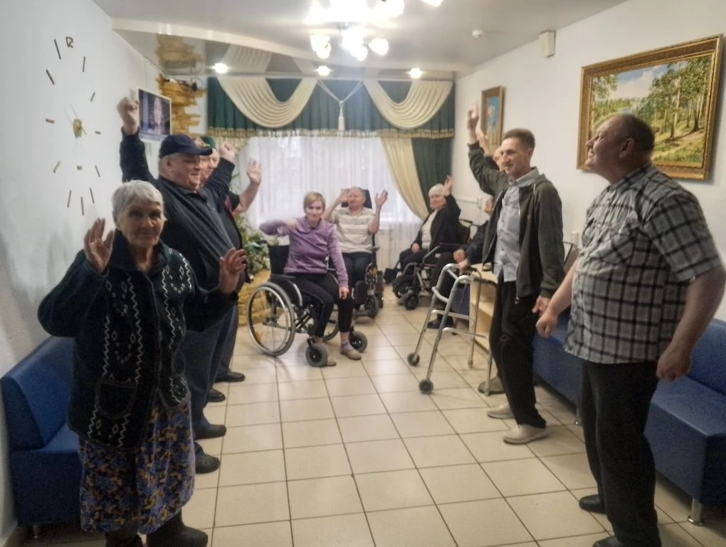 Вечер, наполненный теплом и радостью. Сегодня мы украсили  вечерний досуг наших прожива...