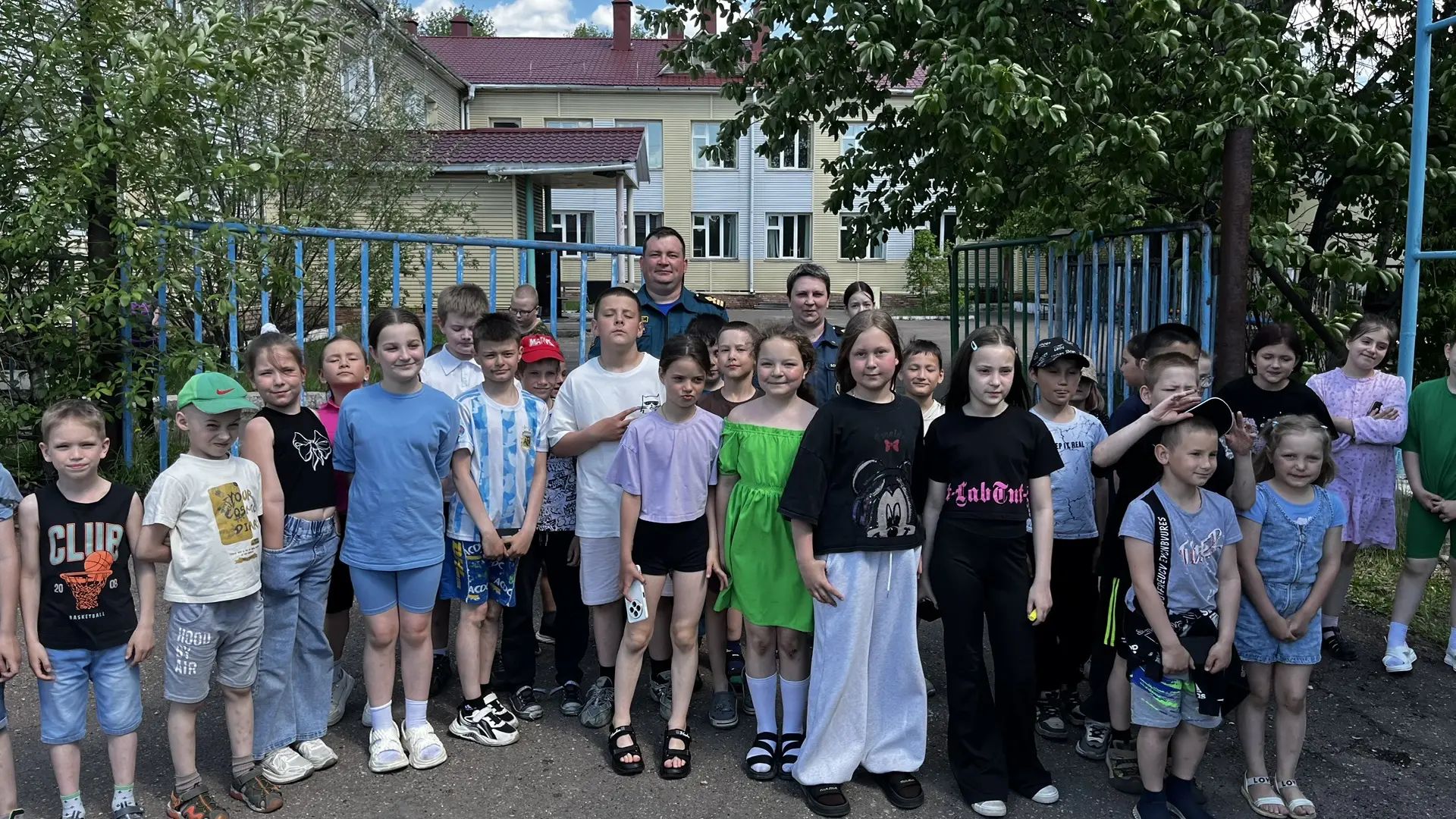 🚨Учимся безопасности вместе с МЧС России