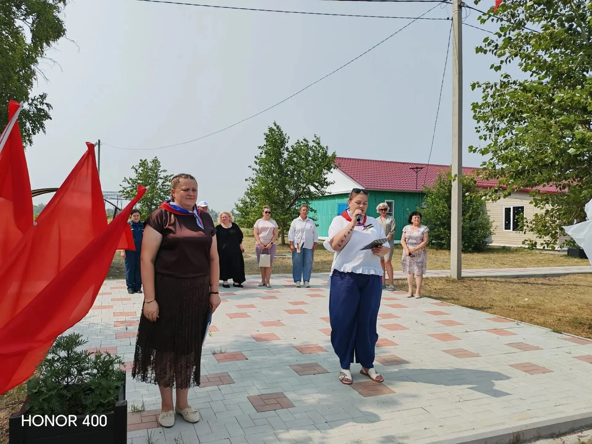 Сегодня, 23 июня, в нашем любимом «Юбилейном» состоялось торжественное открытие смены «Радуга единст