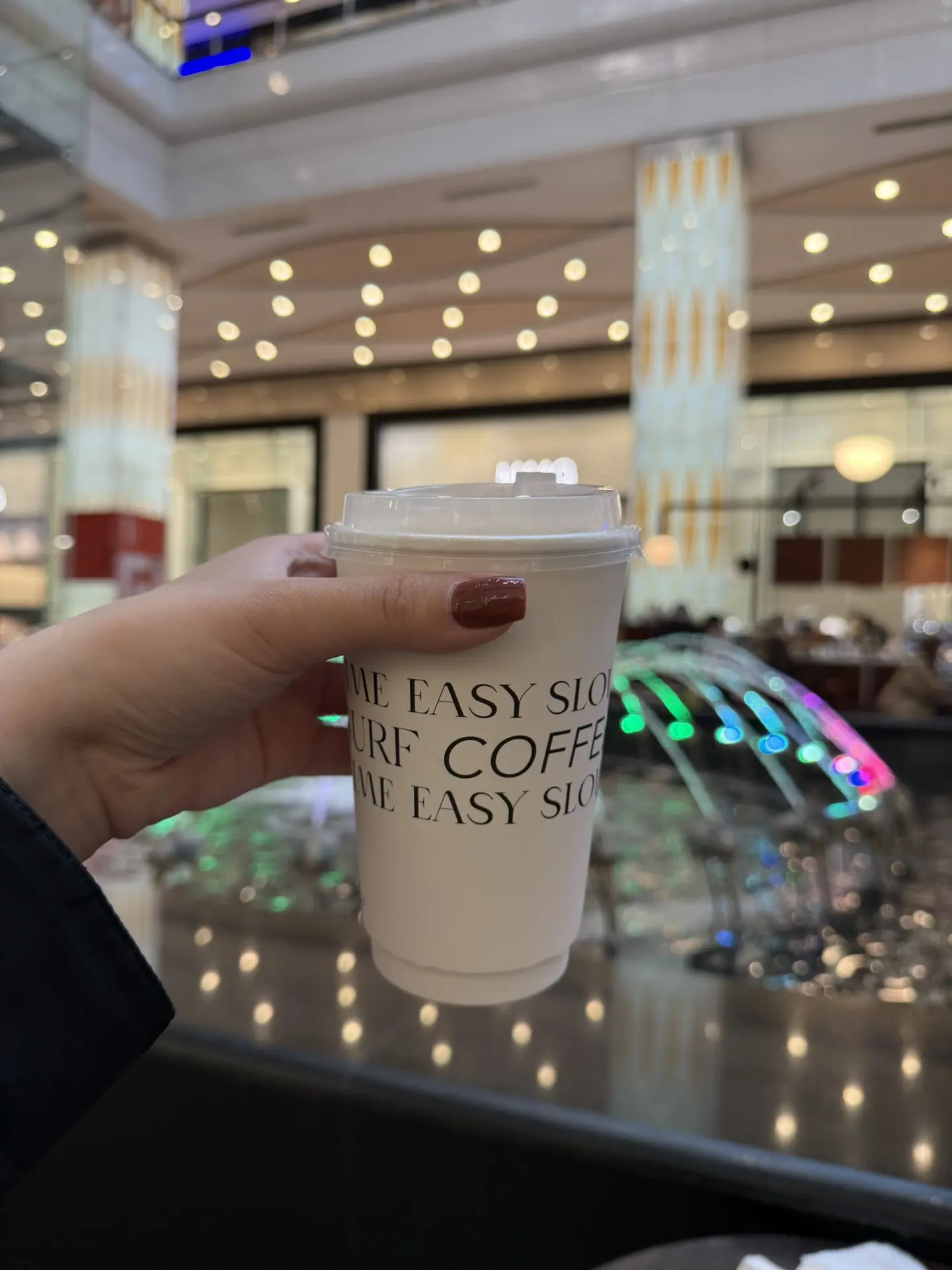 я так рада, в тц поблизости от меня открылся surf coffee 🏄☕️   мечтаю сотрудничать с ними 🙏🏻
