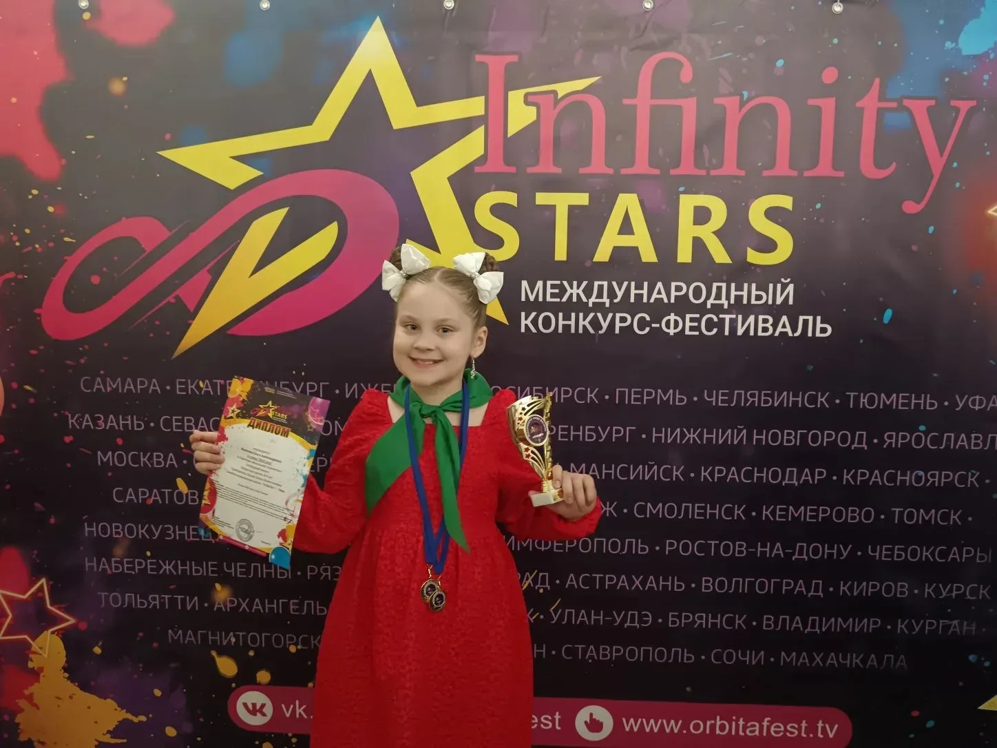 🏆 Талантлива во всём: новая победа в вокале!  Есть ученики, которым, кажется, всё по плечу. И наша у