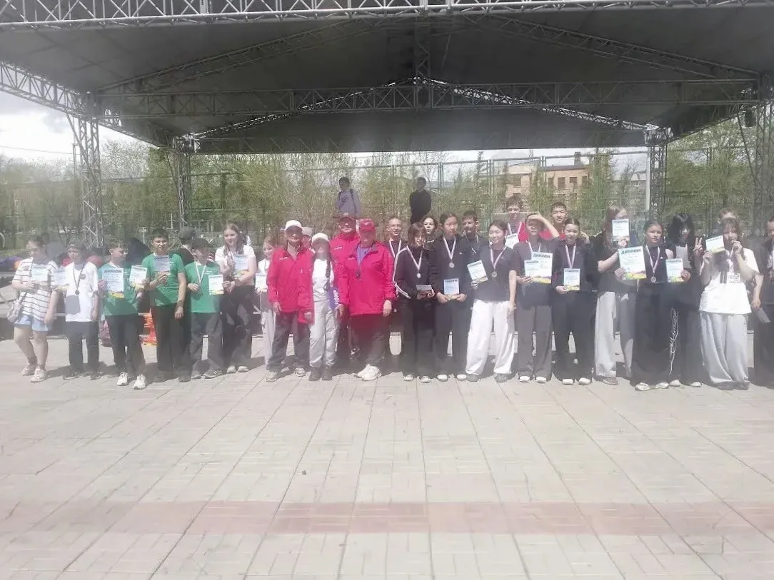 Команда ребят из 6 «Б», 7 «А», 7 «Б» и 7 «В» классов — чемпионы!🥇   Ребята блестяще выступили на отк