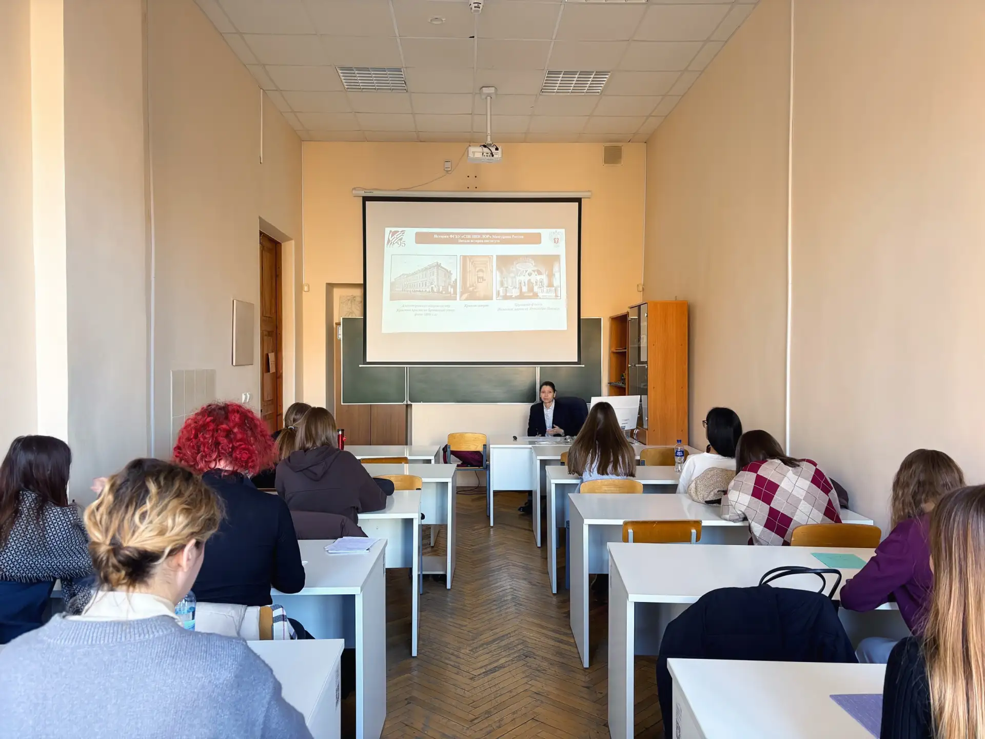 ✏ Студенты кафедры сурдопедагогики продолжают посещать встречи с потенциальными работодателями.  💫 В