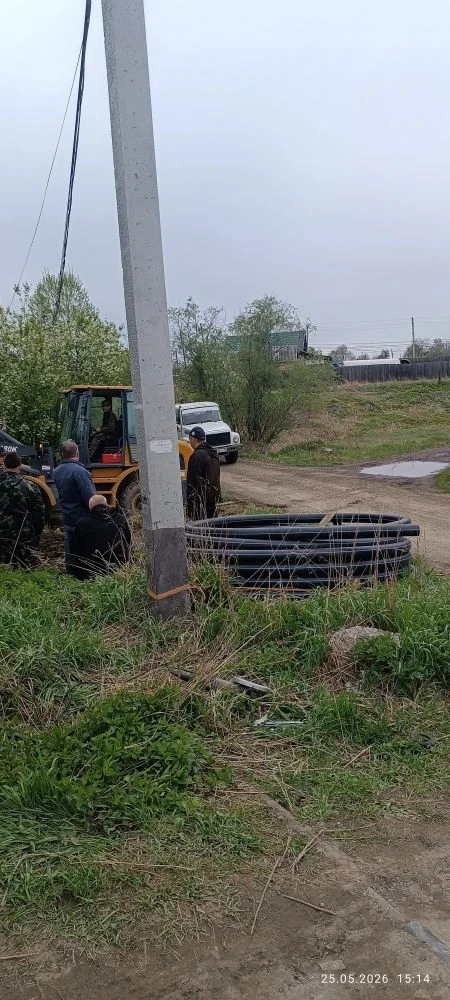 В Тайтурке продолжаются работы по подключению летнего водопровода.