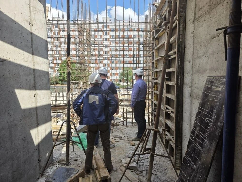 Во Всеволожске продолжается строительство детского сада для 160 малышей. Контроль за ка...