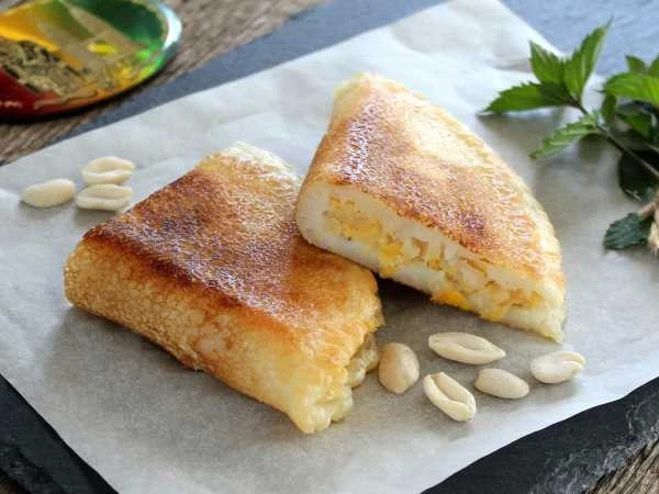 🍽️ Блины Апам балик (Apam balik).  Ингредиенты:  Для теста: - Рисовая мука — 1 стакан - Вода — около
