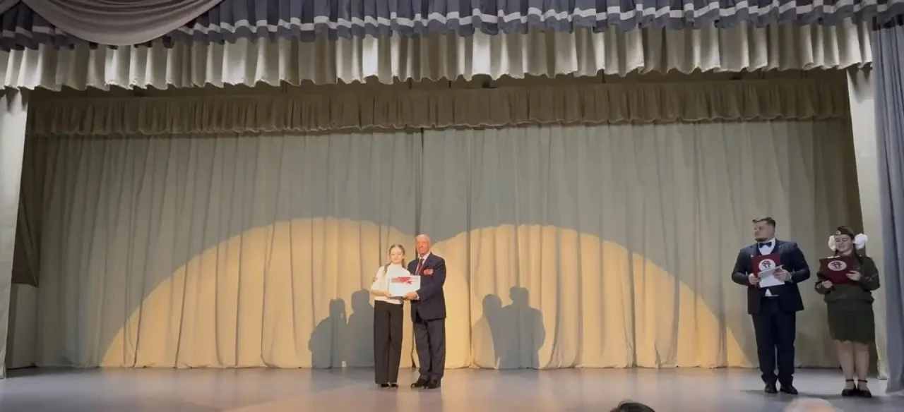 🎉 Великолепная новость! 🎉 Ученица 6а класса Ирина Назарова стала победителем III открытого конкурса 