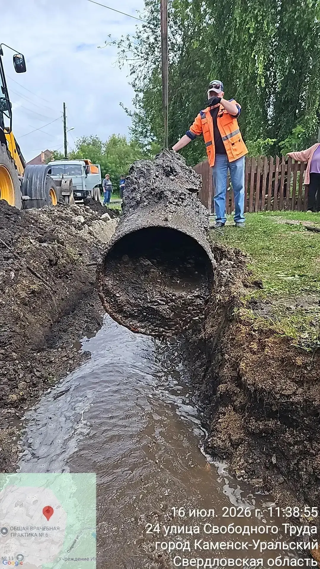 В Каменске-Уральском начали устранять последствия подтоплений