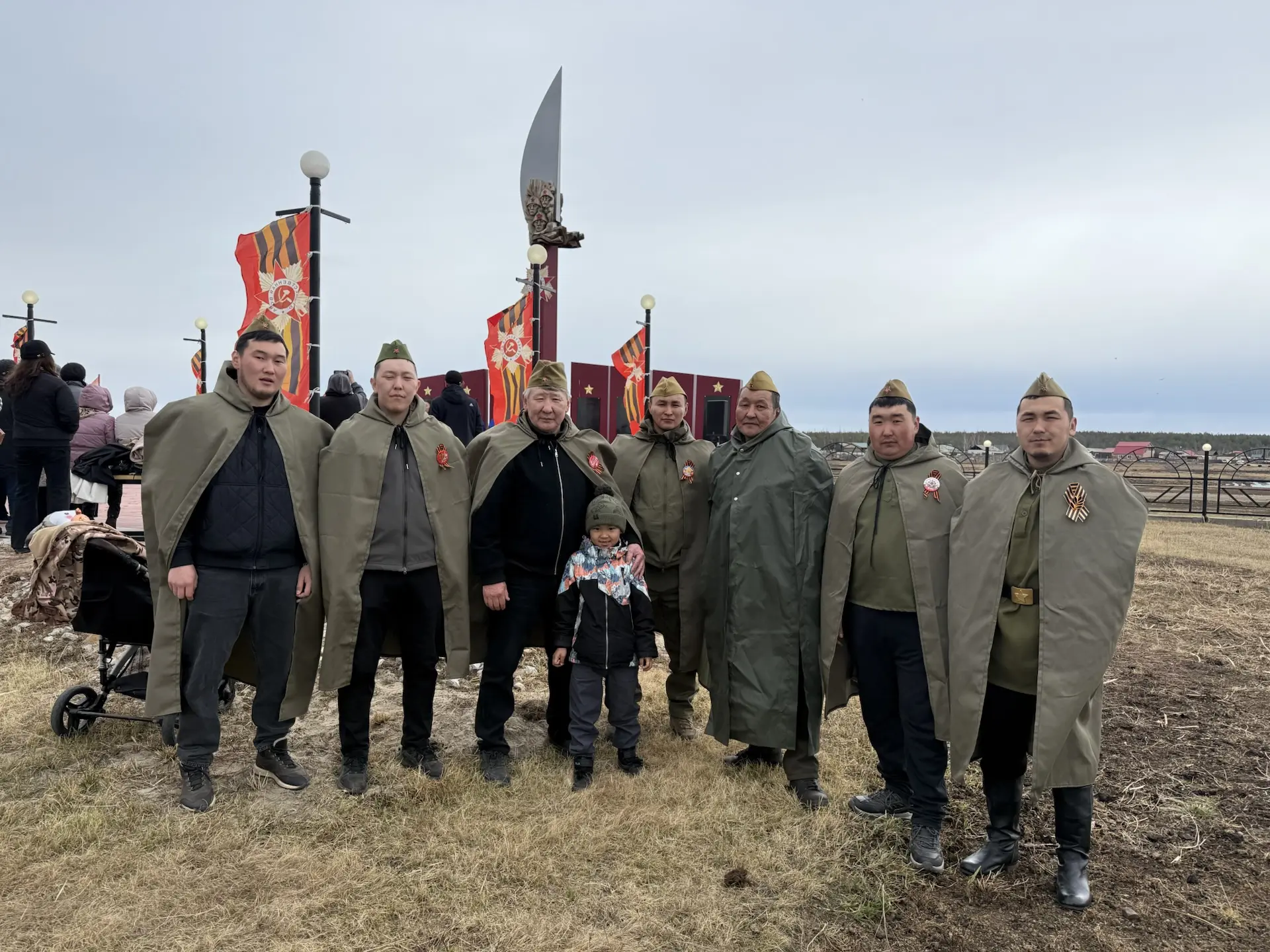 📆 Сотрудники музея-заповедника «Дружба» на праздничном концерте в честь 9 Мая.