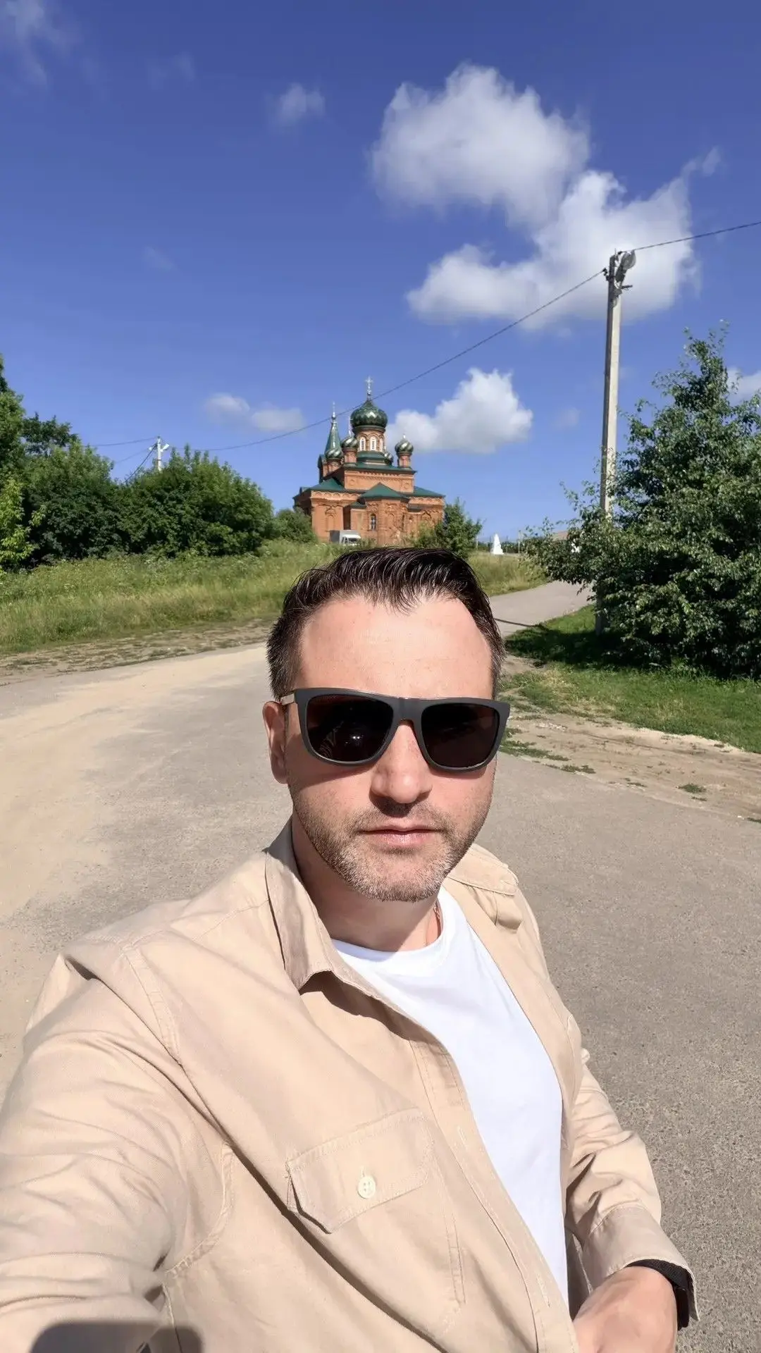 Возвращаюсь к трудовым будням 🚧  

Утром перед работой пришла мысль начать день с места силы - заех
