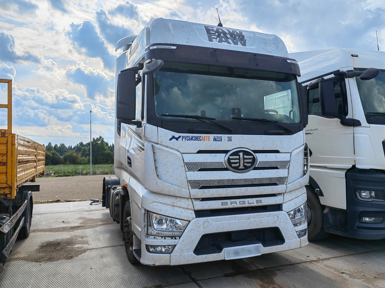 🚛 СЕДЕЛЬНЫЕ ТЯГАЧИ В НАЛИЧИИ – г. КИРОВ, СТОЯНКА!