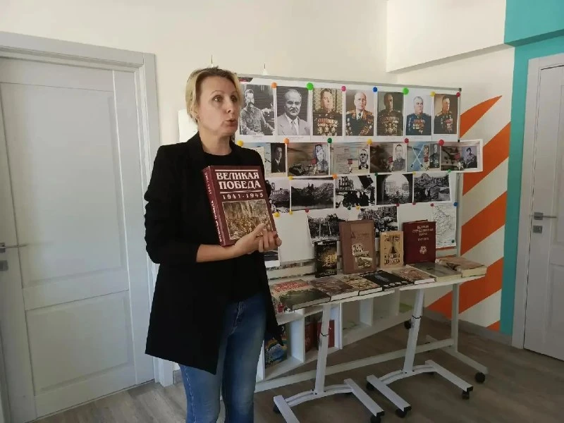 В мариупольских библиотеках прошли мероприятия, приуроченные к Дню освобождения Донбасса.