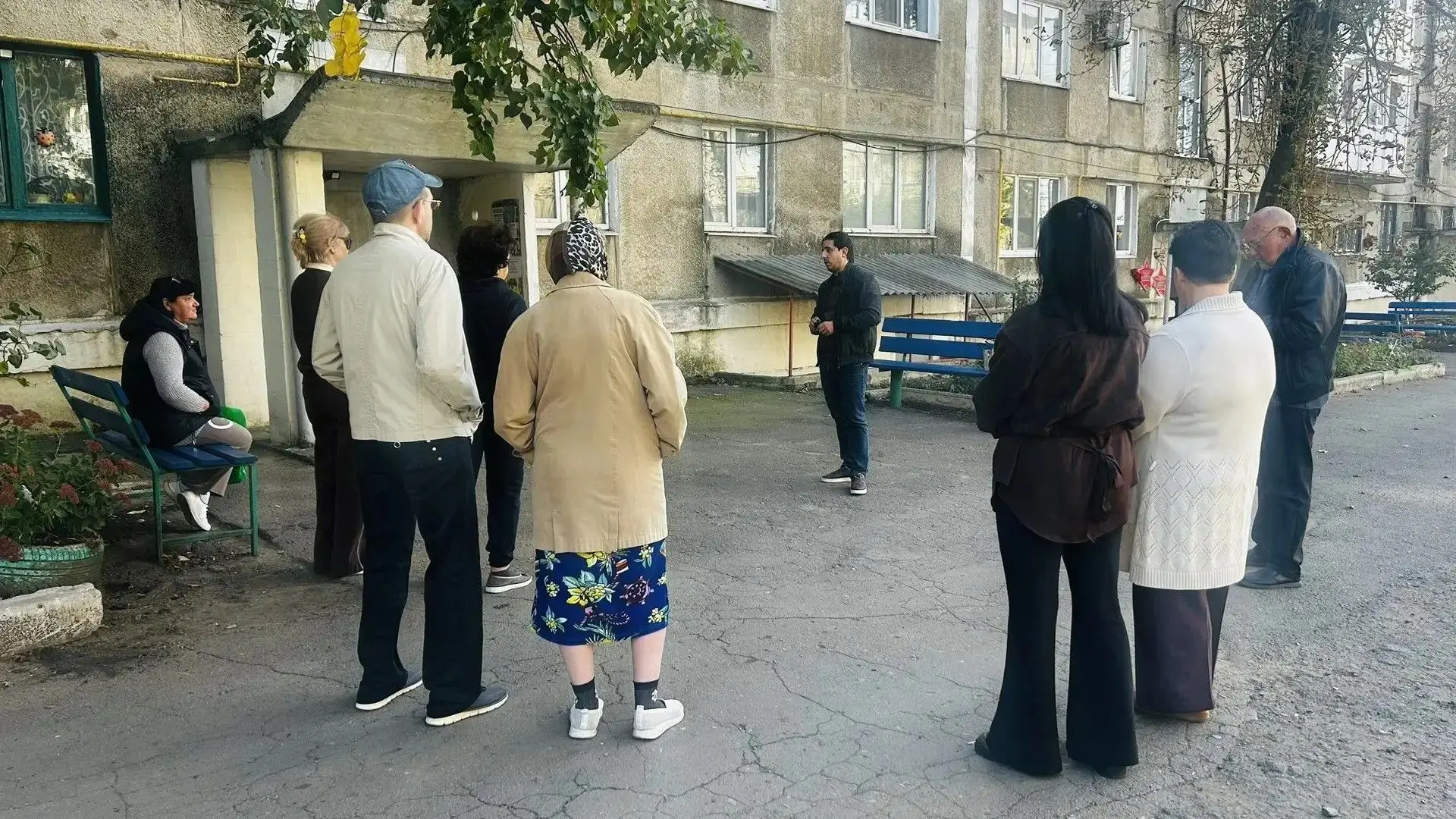 Заместитель главы администрации Шахтерского муниципального округа ответил на вопросы жи...