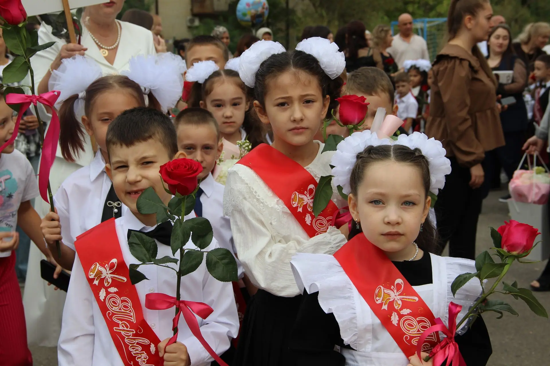 С Днём знаний, Земля открытий! 🎓📚