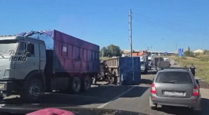 «Аварии раз в три дня»: ростовчане требуют обезопасить временный съезд Западной хорды