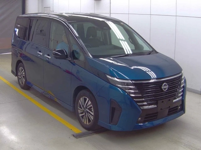 Nissan Serena 2023 год, под заказ из Японии 🇯🇵