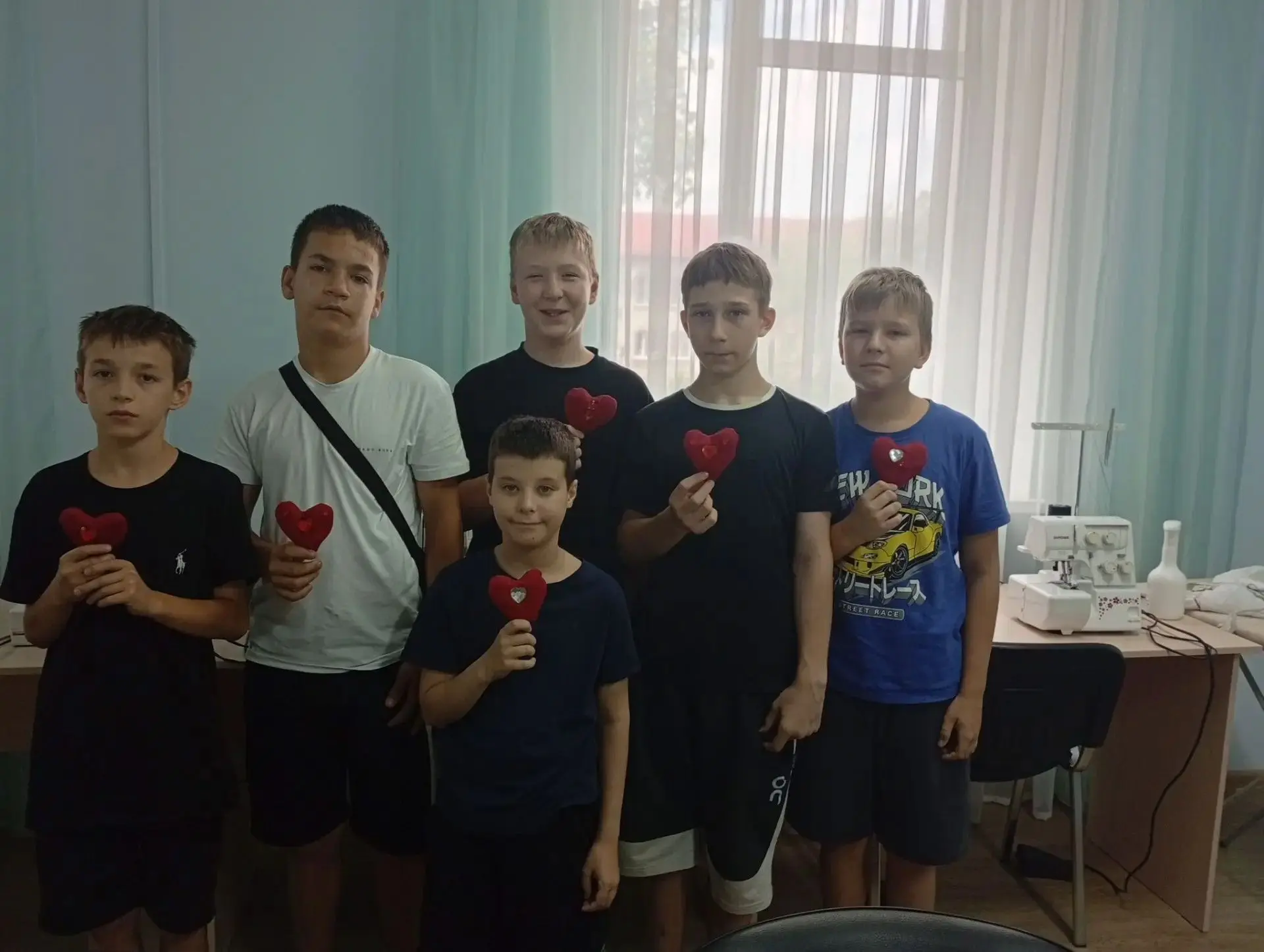Сегодня наши воспитанники вместе с педагогом проявили настоящее творчество, создав целу...