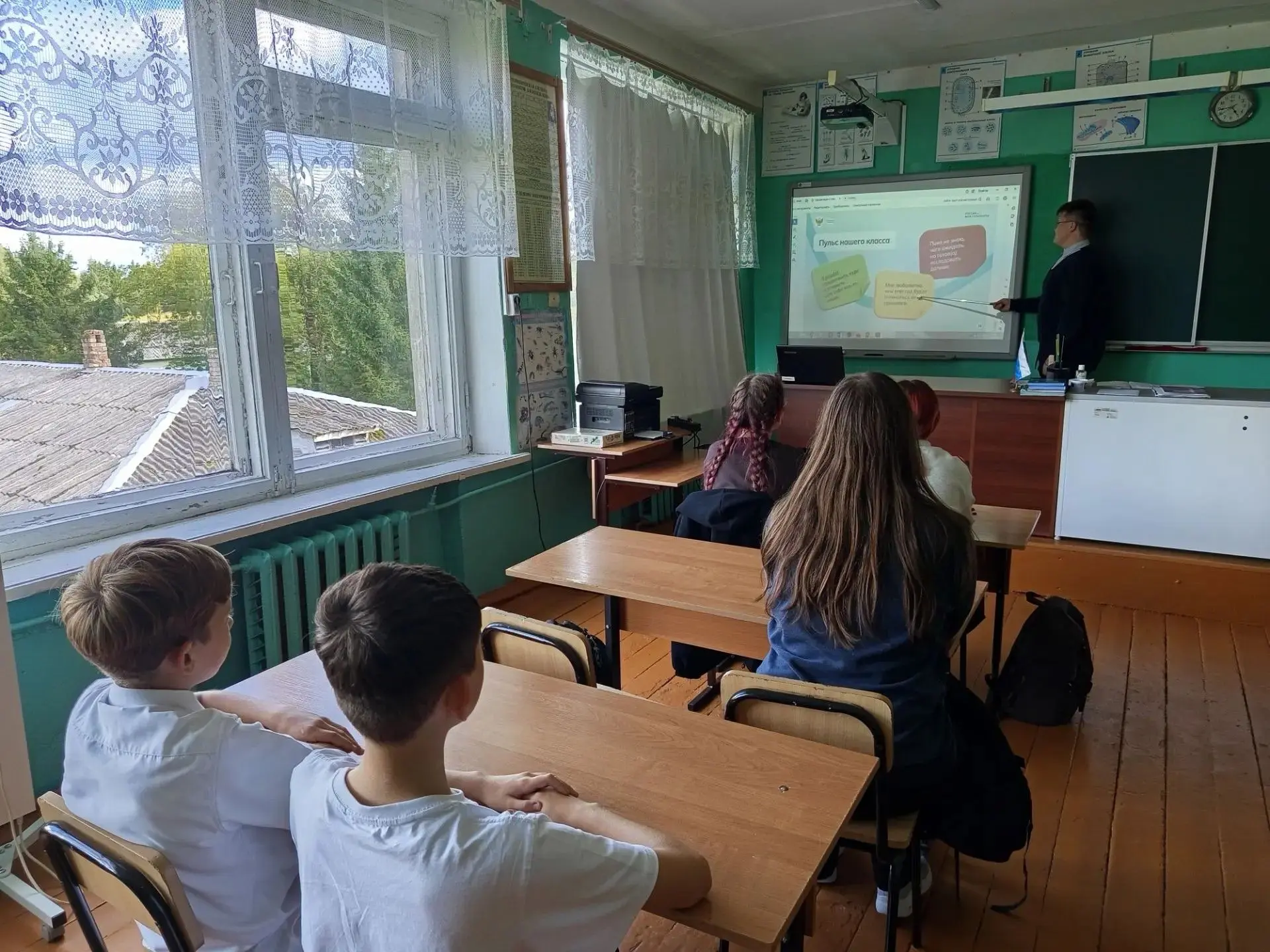 Сегодня в нашей школе для обучающихся 7-11 классов прошло установочное занятие "Россия ...