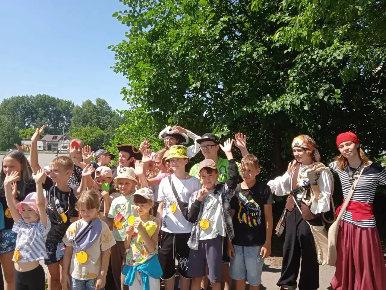 18 июня учащиеся нашей школы побывали на встрече с ПИРАТАМИ - "Городской квест приключений"✨☀️