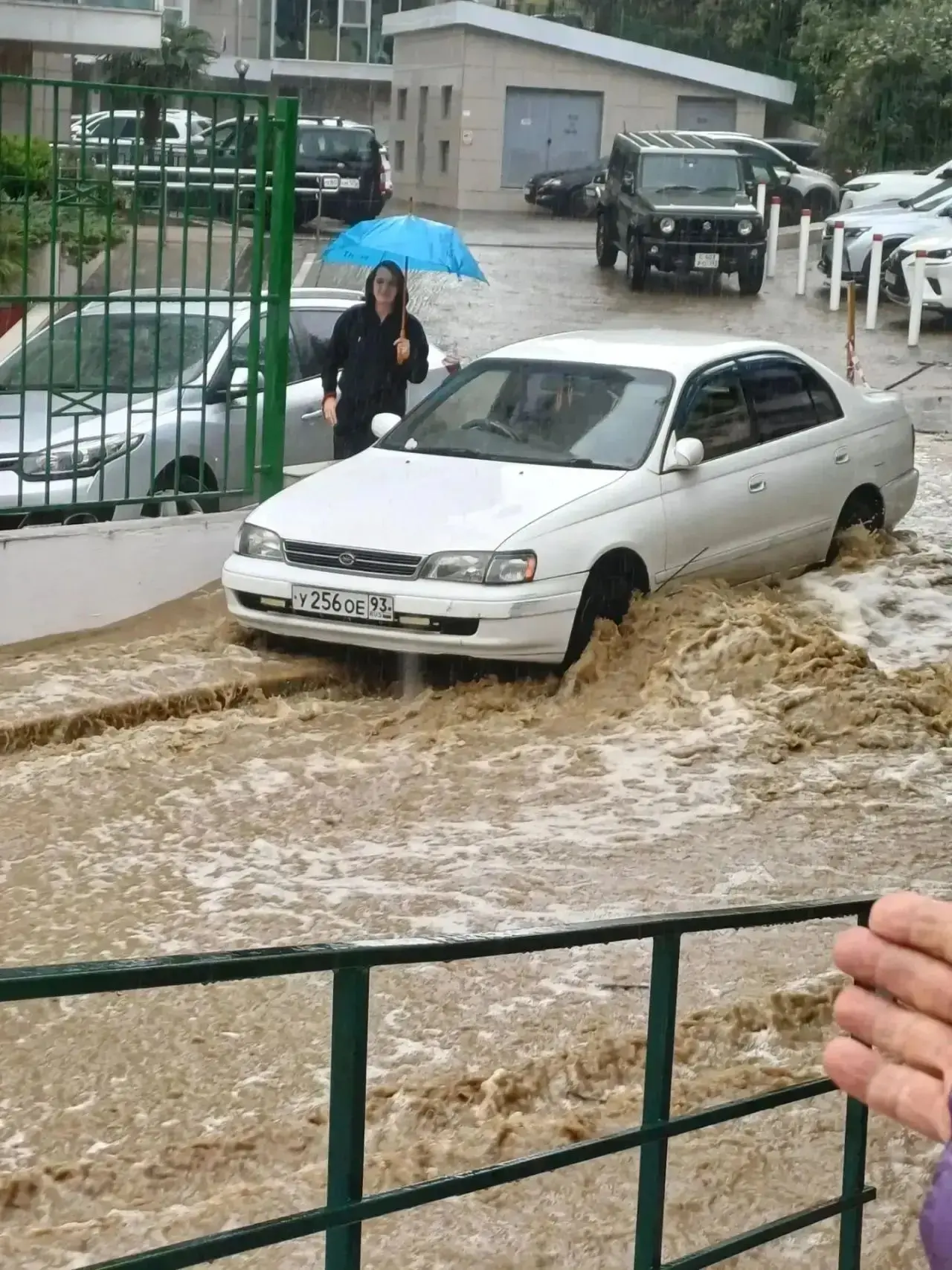 🌧 После вчерашнего ливня жители Дороги на Большой Ахун просят проверить состояние колл...