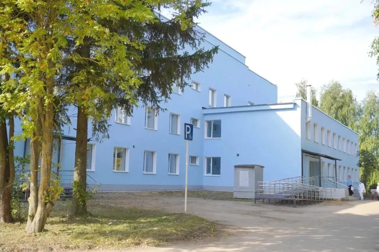 🏥 В Гаврилово-Посадской ЦРБ обновляют здание под единый медкомплекс.