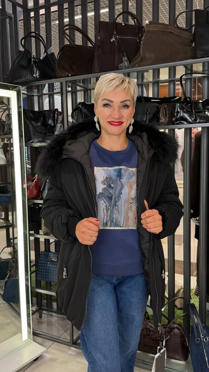 🧥 Осень-зима уже на пороге, а у нас — большой выбор курток на любой размер от 42 до 56!