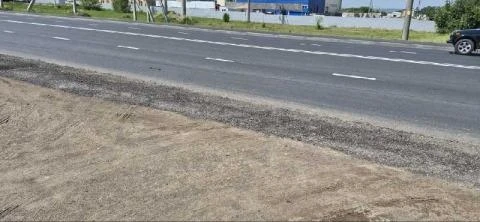 - Окружное шоссе. Дайте пожалуйста пояснение. Почему на этот поворот не сделали разделительную линию