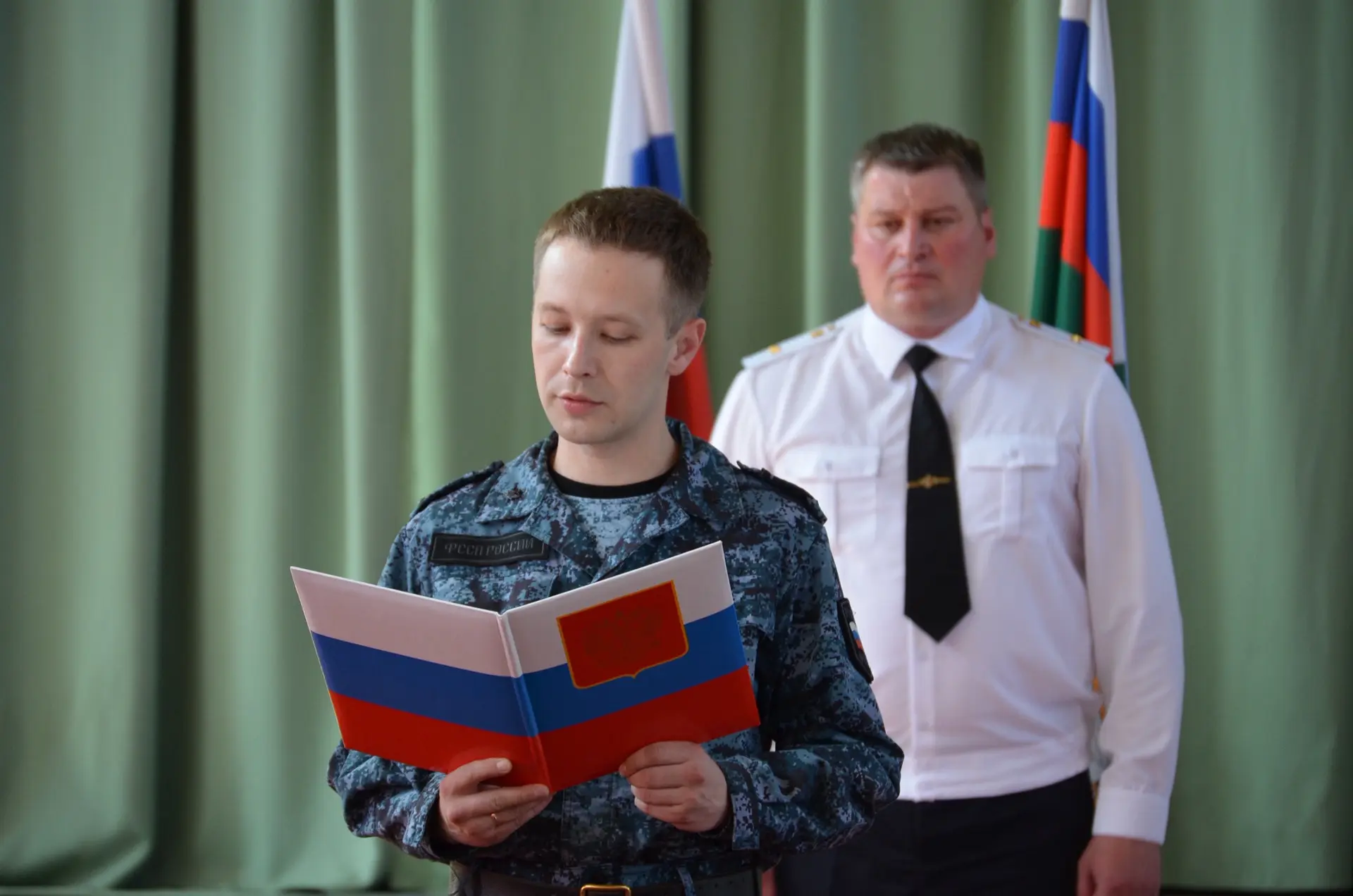 🇷🇺В канун Дня России ивановские судебные приставы присягнули на верность народу и закону