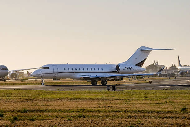 Трамп заявил, что самолеты канадского авиаконцерна Bombardier больше не должны продават...