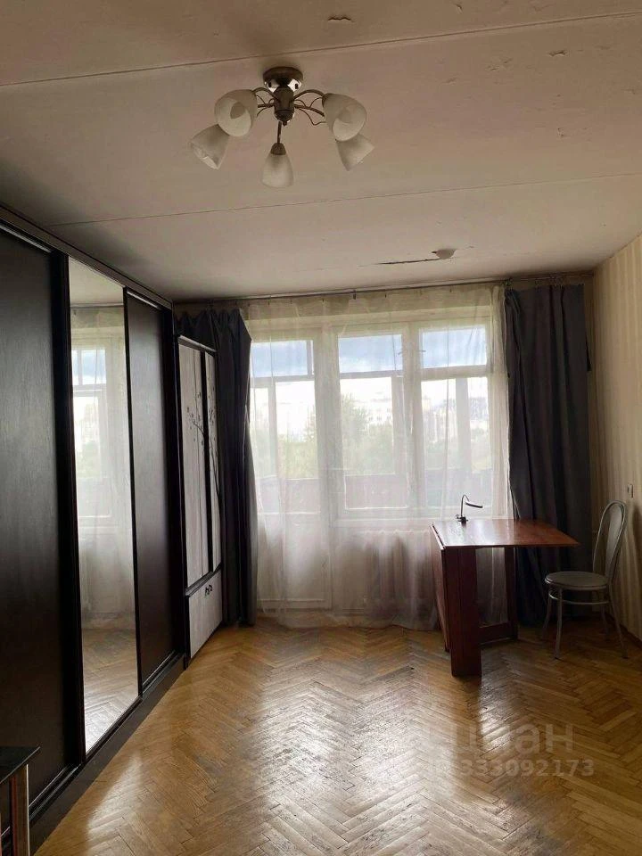 Сдам без посредников: 1-комнатная квартира, 32м²