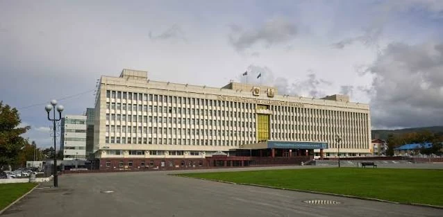 Поздравление губернатора Валерия Лимаренко с Днём образования профсоюзного движения в С...