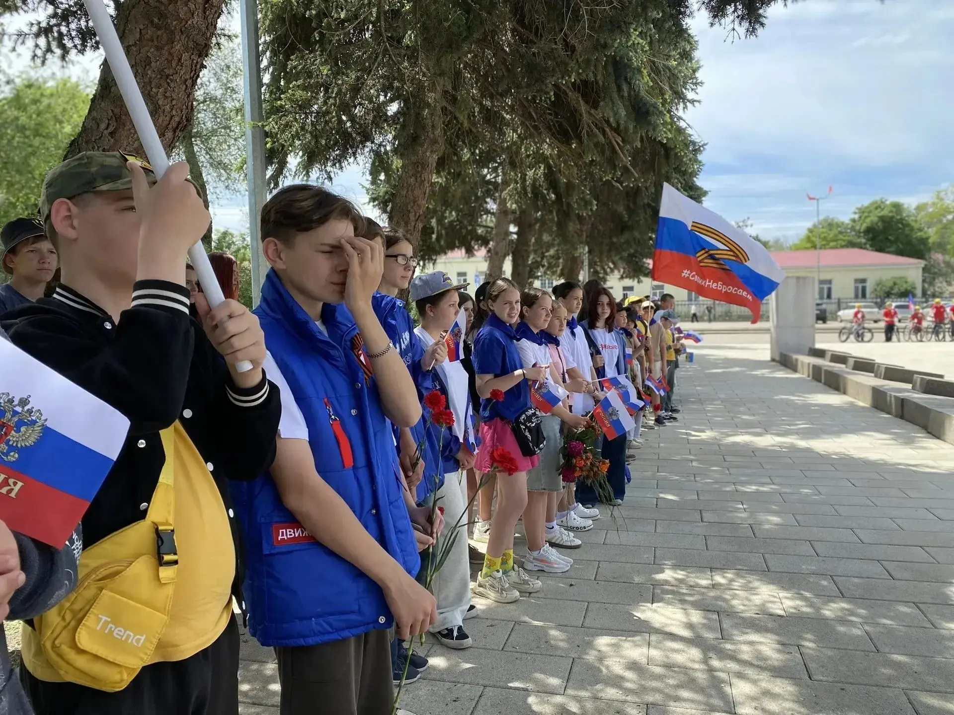 Сегодня на мемориальном комплексе парка 30-летия Победы состоялось торжественное чество...