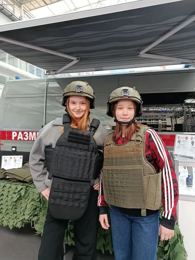 🛡 ЗНАНИЯ СПАСАЮТ ЖИЗНИ: В выставочном центре «Сибирь» прошла масштабная выставка, посвященная проти