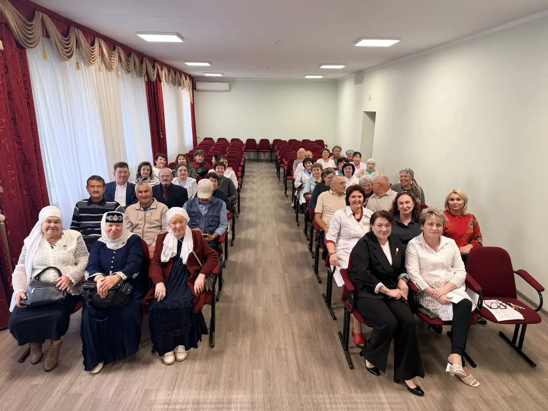 В стенах Тукаевской центральной районной больницы прошел праздничный концерт, посвященн...